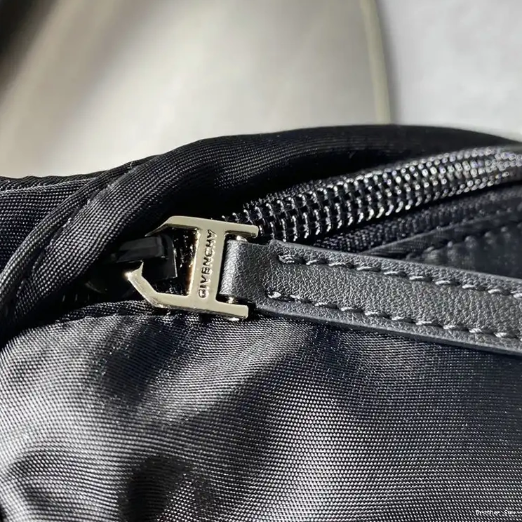 Brother Sam Givenchy Bag 2209SW0074 0815